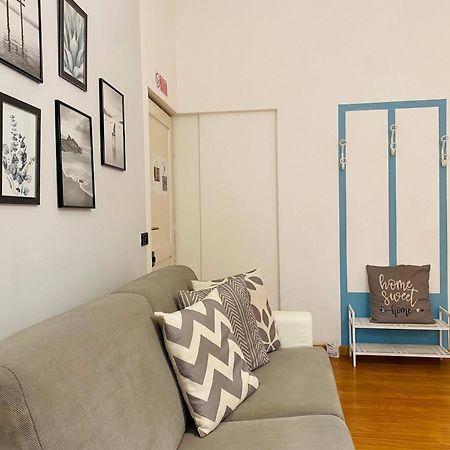Mazzini 12 Very Central Apartment With Private Garage, Air Conditioning, Wifi, Just 50 Meters From The Beach Rapallo Bagian luar foto