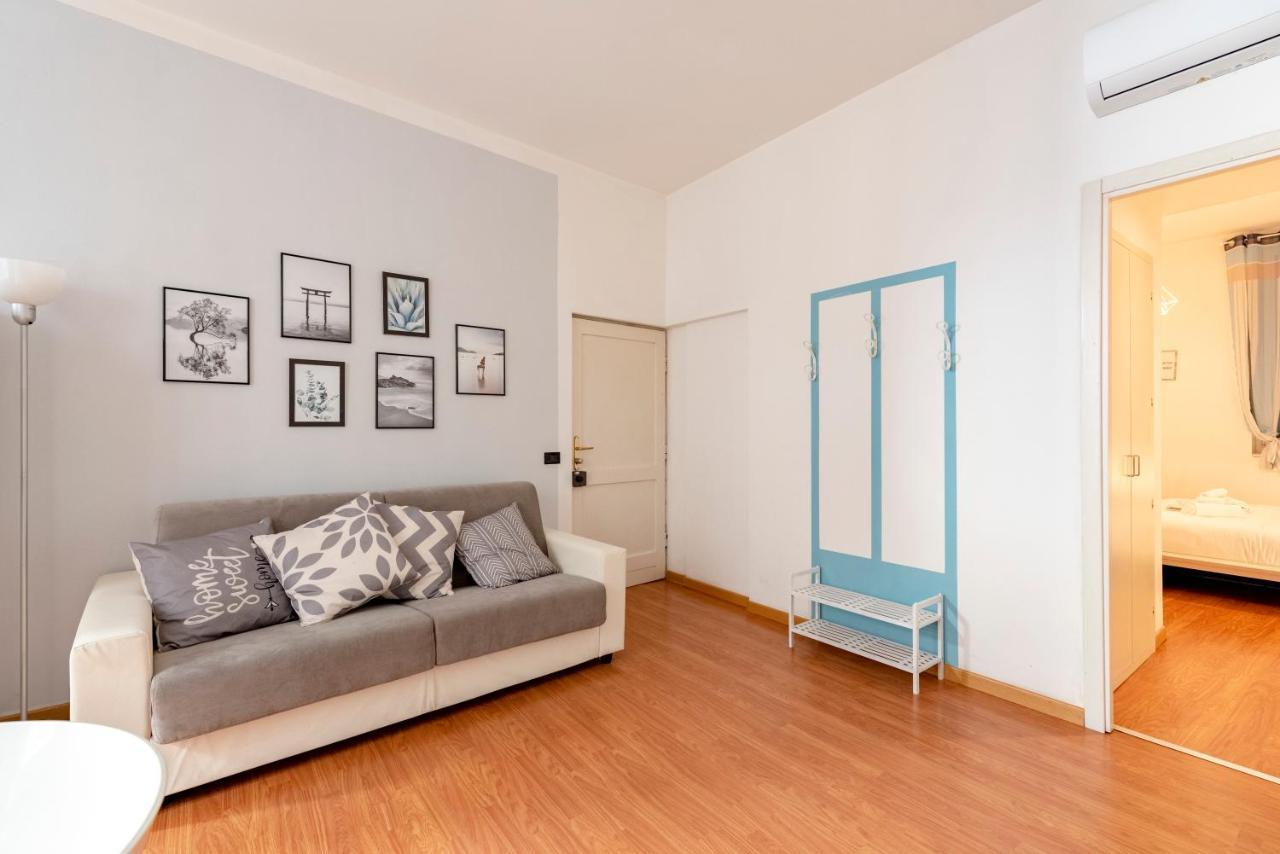 Mazzini 12 Very Central Apartment With Private Garage, Air Conditioning, Wifi, Just 50 Meters From The Beach Rapallo Bagian luar foto