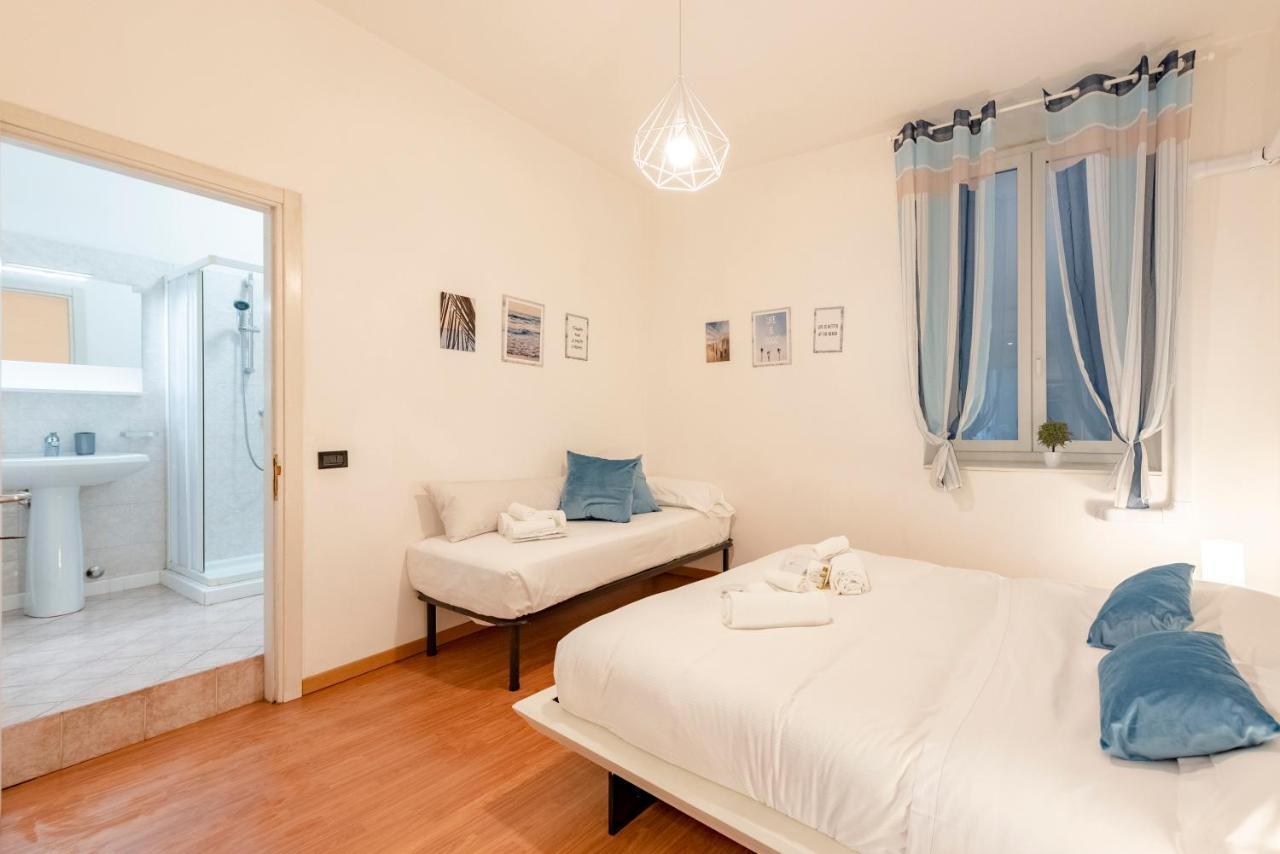 Mazzini 12 Very Central Apartment With Private Garage, Air Conditioning, Wifi, Just 50 Meters From The Beach Rapallo Bagian luar foto