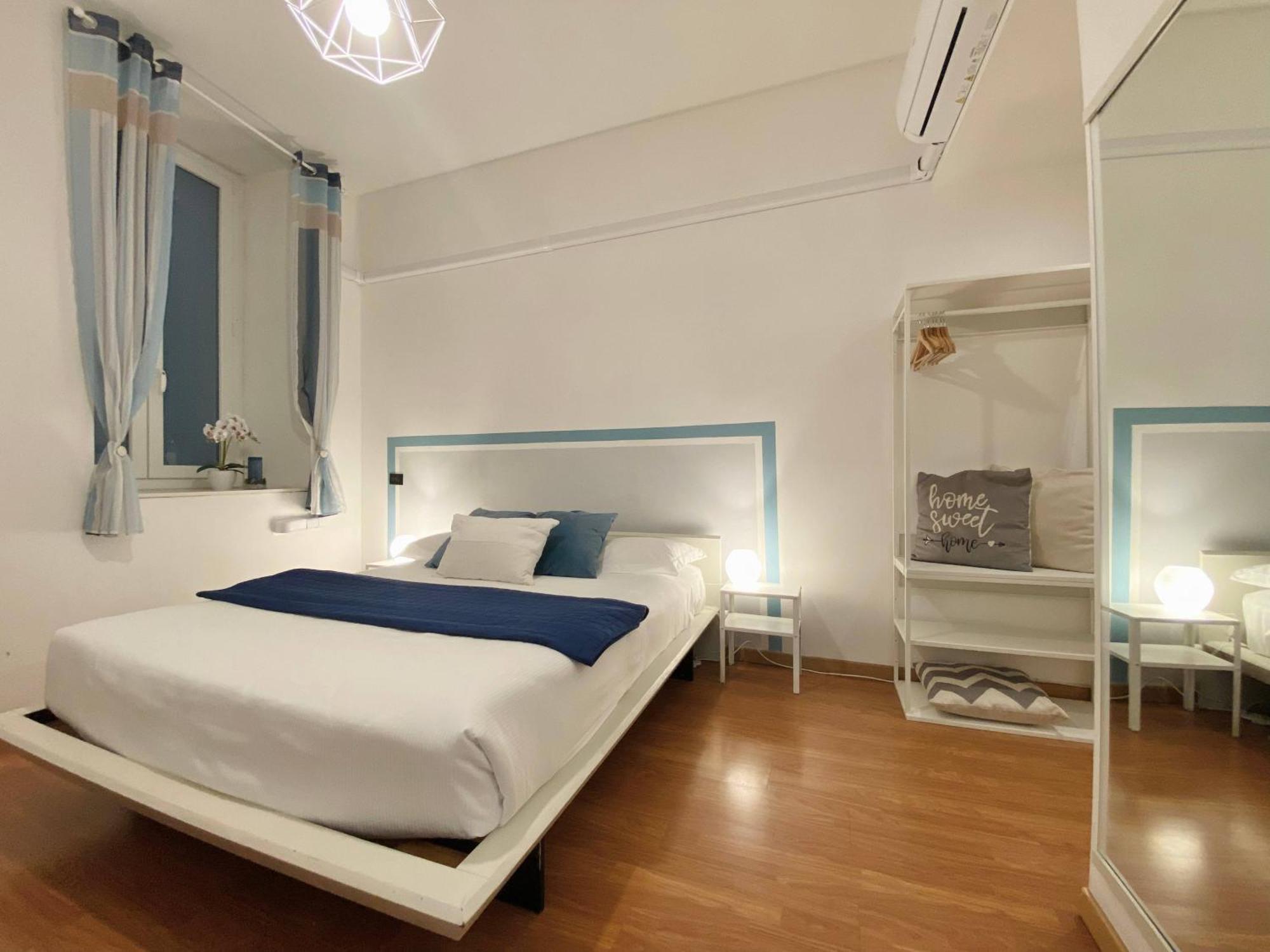 Mazzini 12 Very Central Apartment With Private Garage, Air Conditioning, Wifi, Just 50 Meters From The Beach Rapallo Bagian luar foto